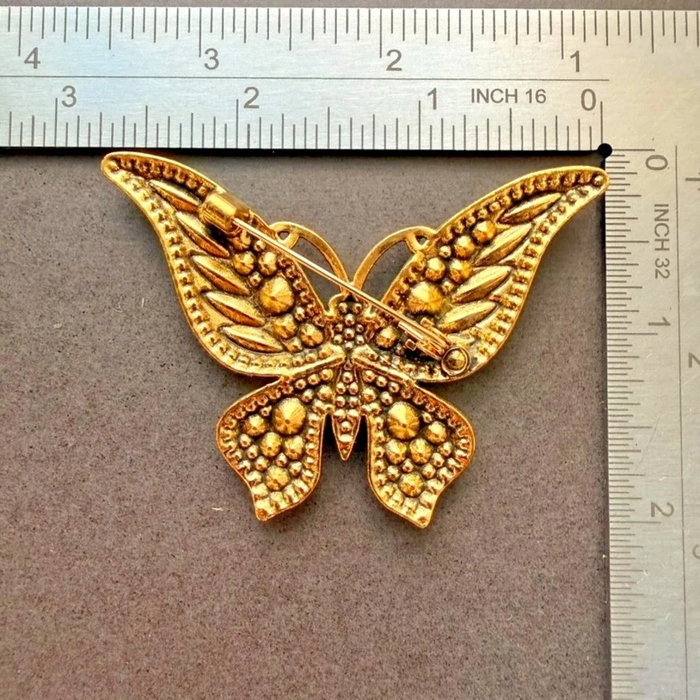 Pink Rhinestone Butterfly Brooch Gold Tone Iridescent Crystal Statement Pin